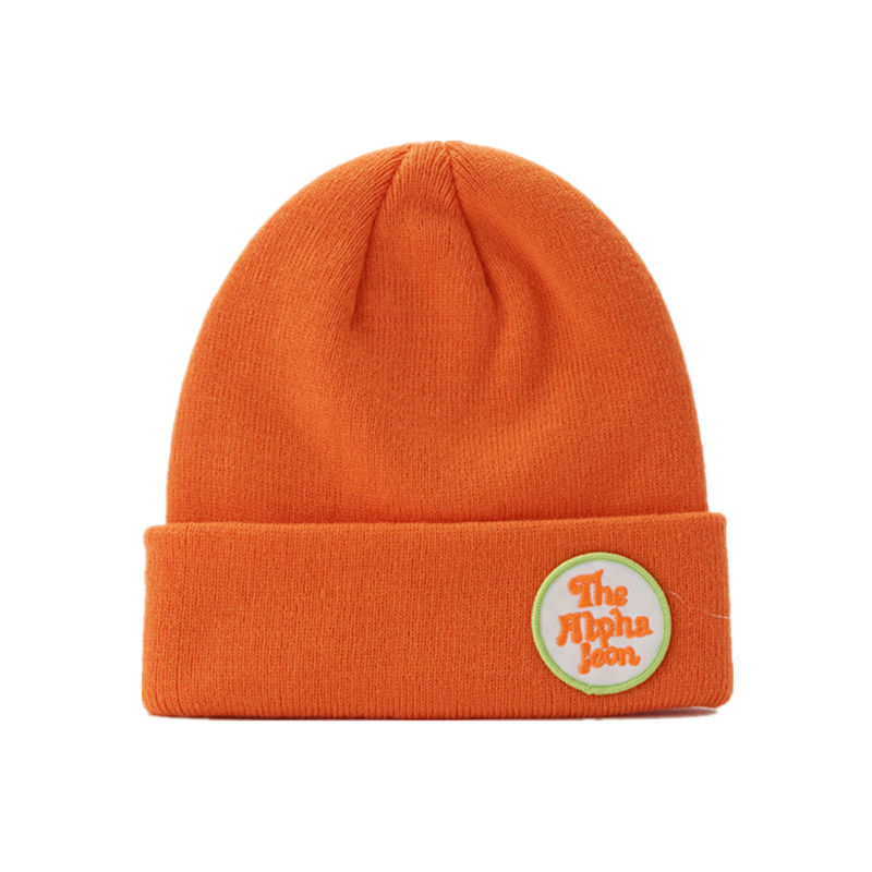 Fashionable Custom Embroidery Logo Solid Color Warm Winter Beanie Knit Hat